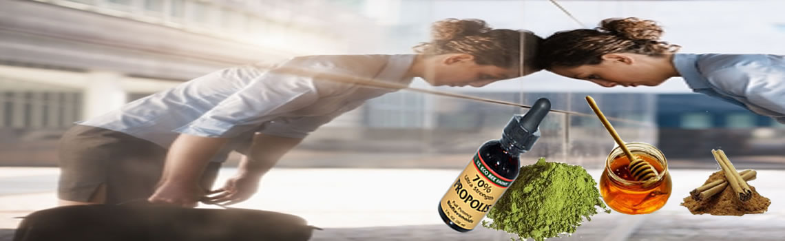 Propolis, honing en kaneel, groene leem, krachtige natuurproducten voor een goede weerstand.