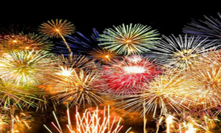 Bovendien wenst iedereen een mooi uiteinde en een prachtig 2014!