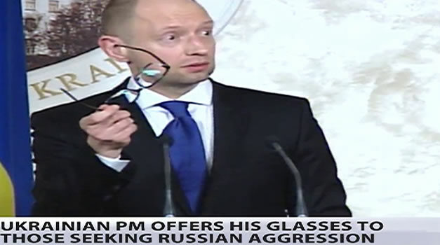 Jatsenjoek shows World absolute proof of Russians intervention in Ukrain!